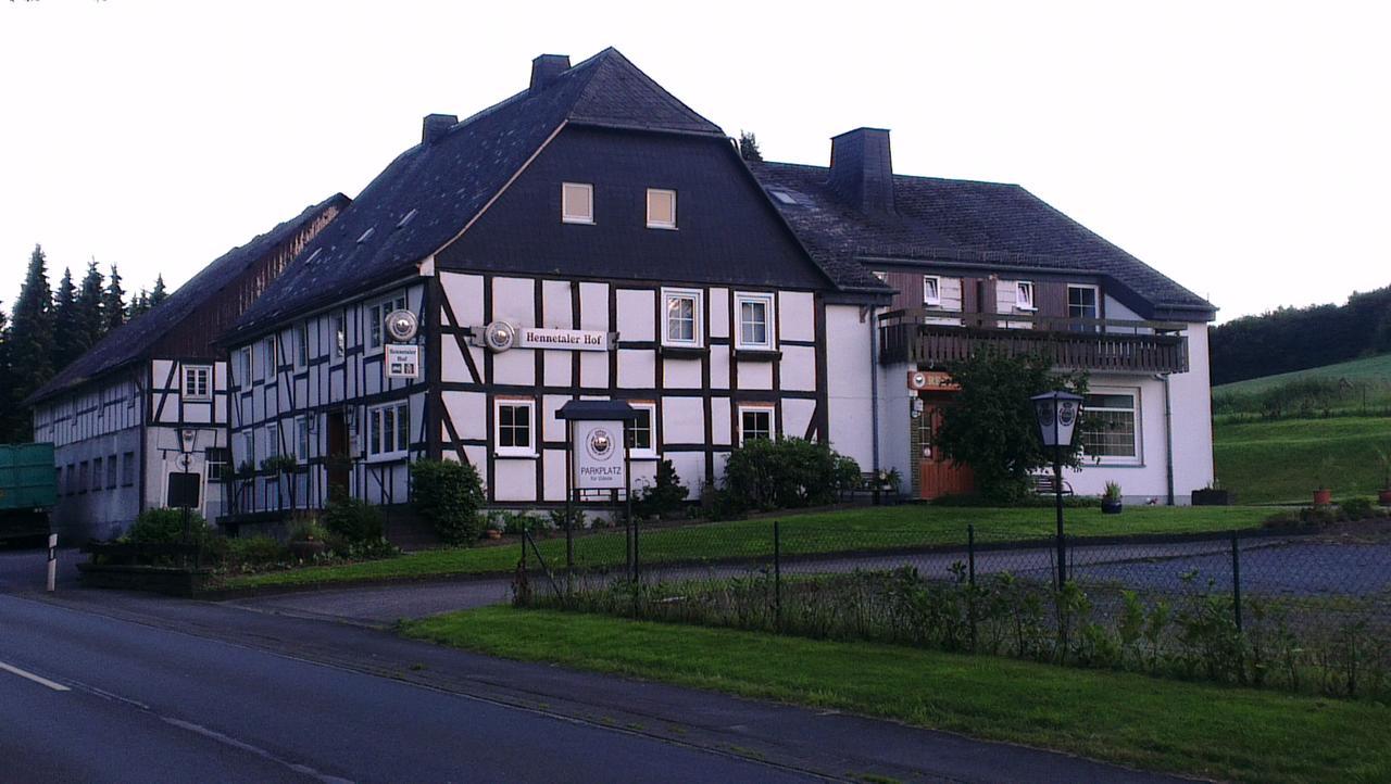 Hennetaler Hof Hotel Erflinghausen Buitenkant foto