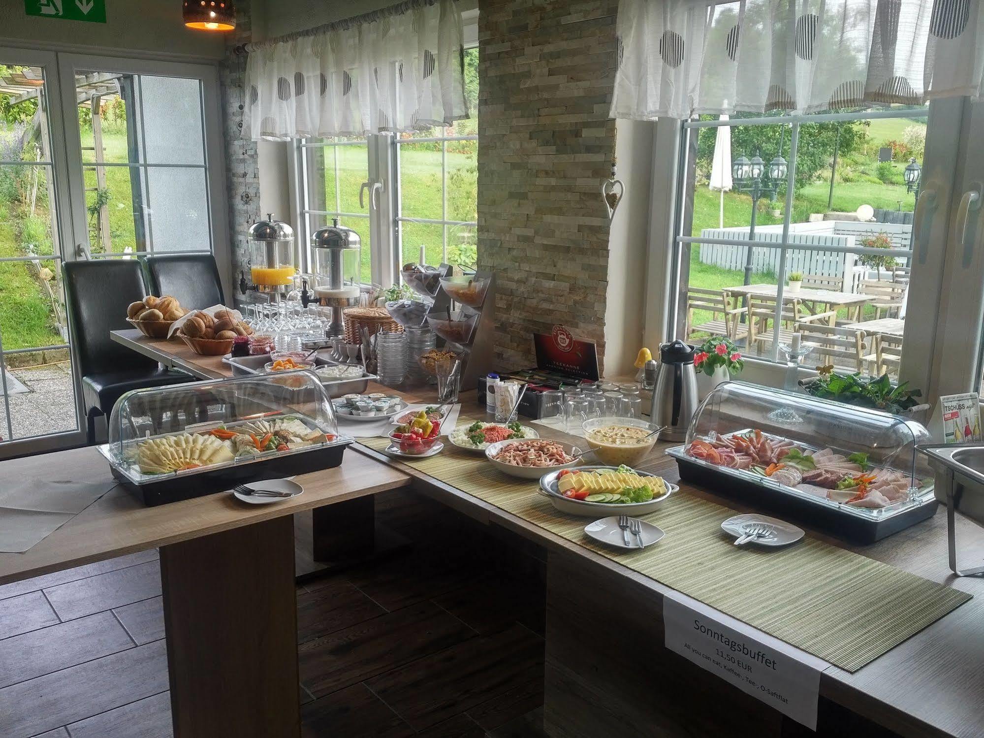 Hennetaler Hof Hotel Erflinghausen Buitenkant foto
