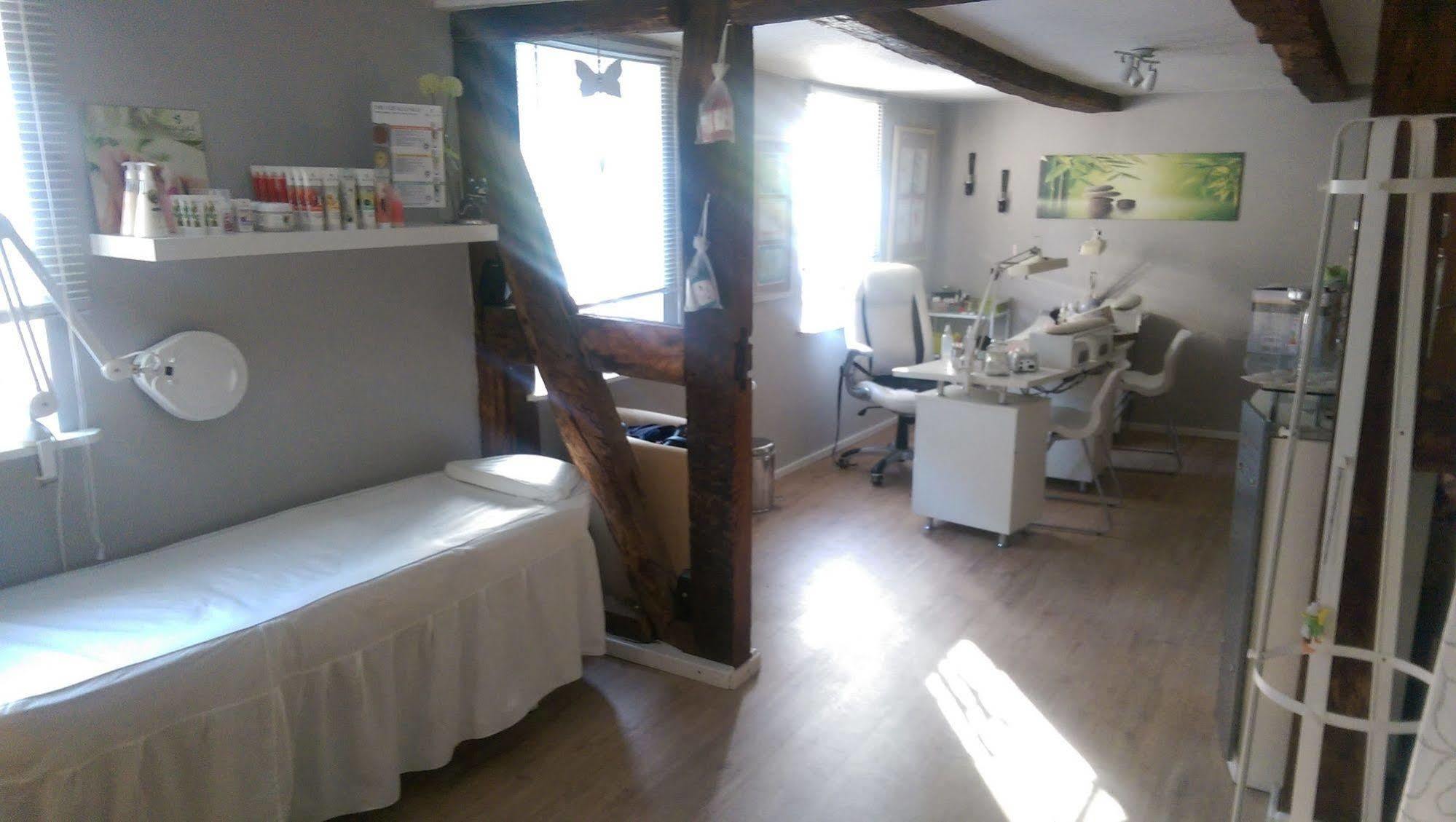 Hennetaler Hof Hotel Erflinghausen Buitenkant foto