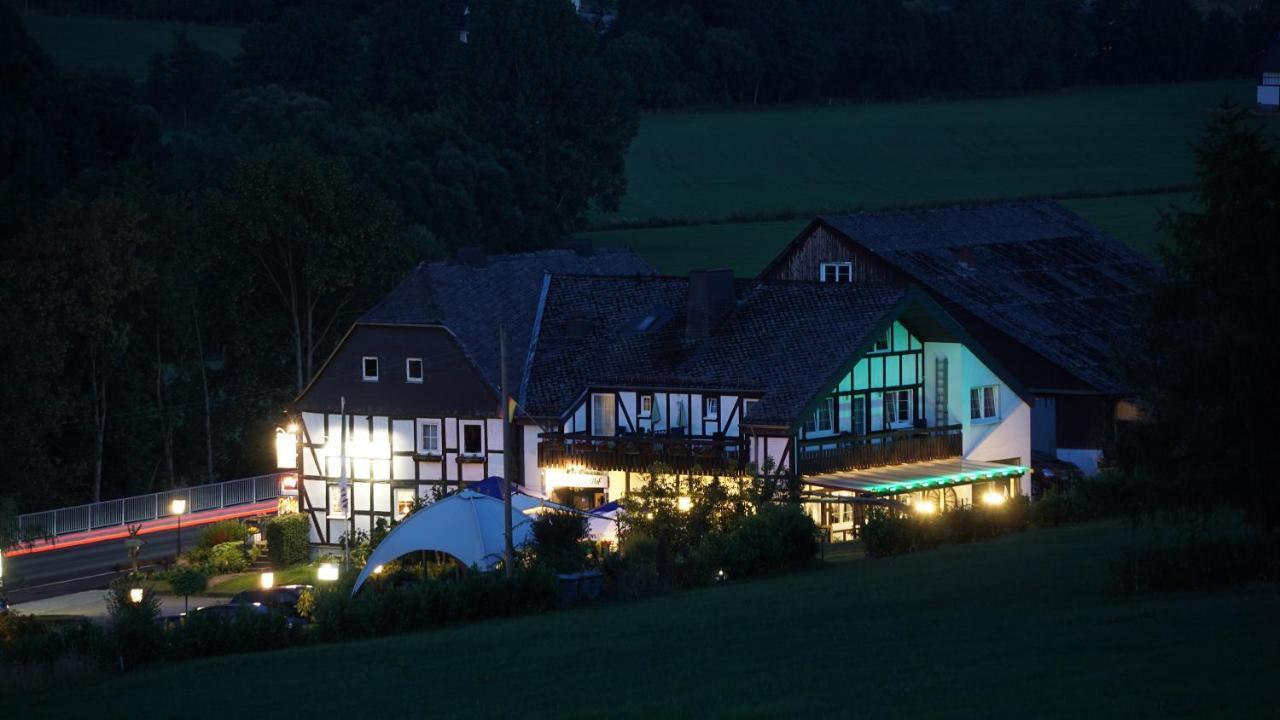 Hennetaler Hof Hotel Erflinghausen Buitenkant foto